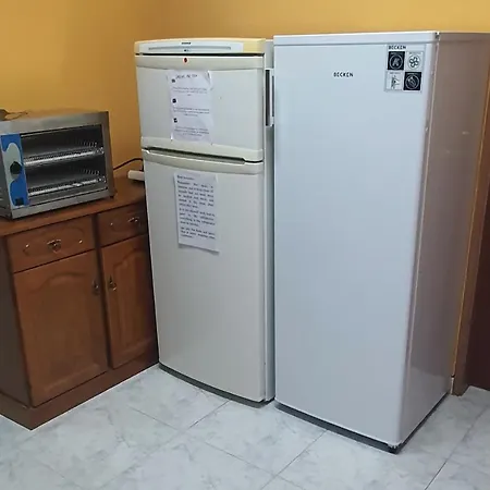 Sunny House Hostel Lagos