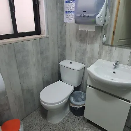 Sunny House לאגוּ‏ש