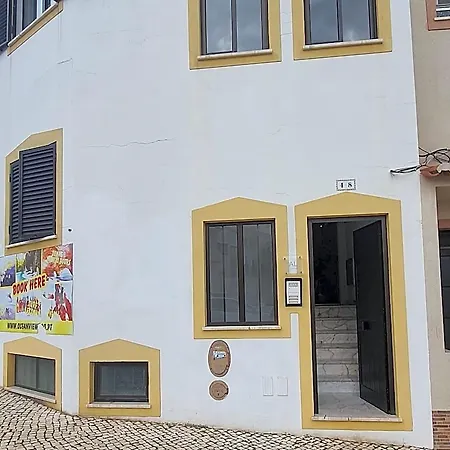 Sunny House * 拉哥斯