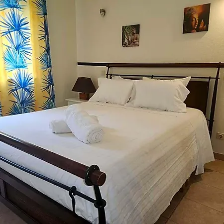Sunny House 旅馆 拉哥斯