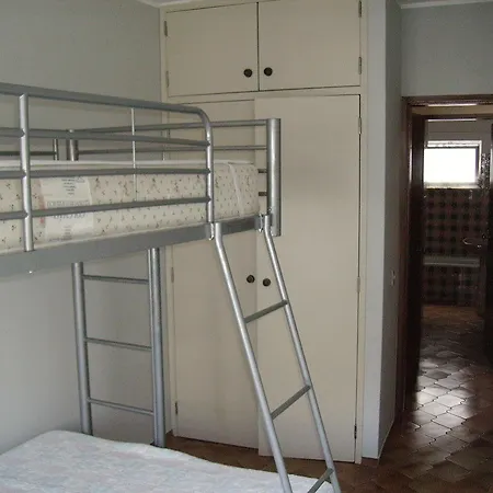 Sunny House Hostel *